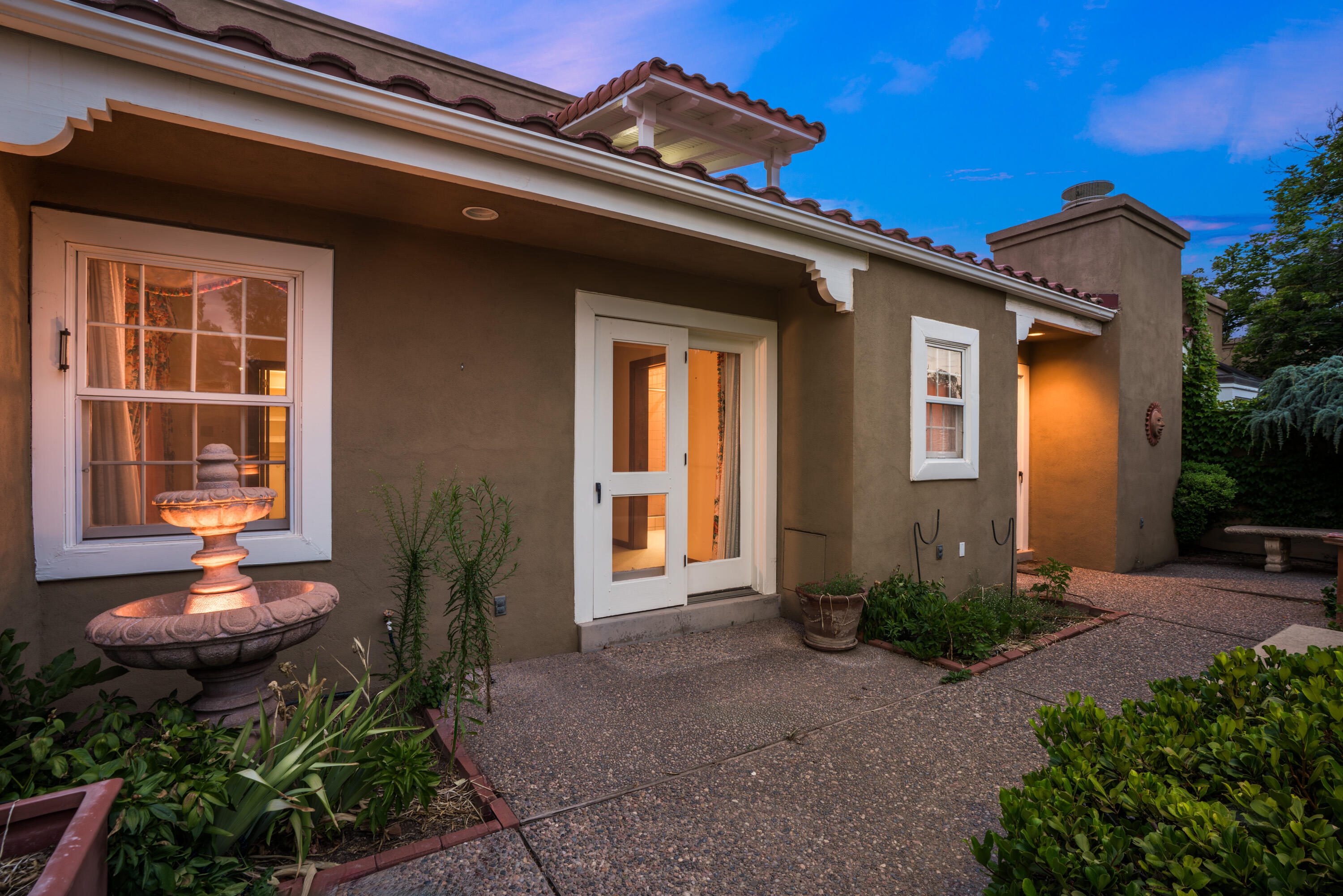 1509 Plaza Encantada NW