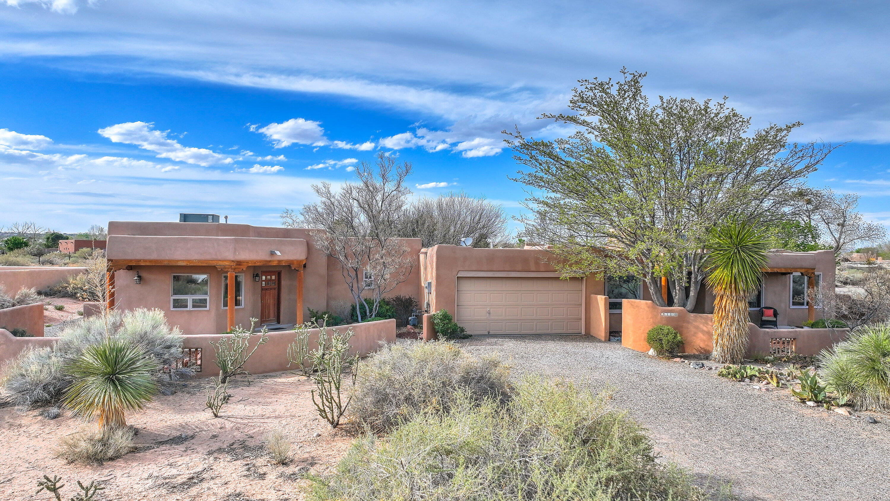118 Mikaela Road, Corrales, New Mexico image 1