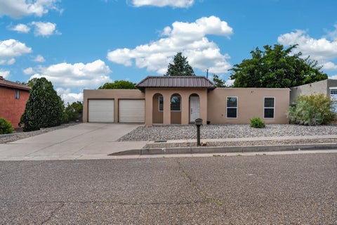 Homes For Rent - 10501 Delicado Place<br/> Bernalillo County, Albuquerque, NM 87111