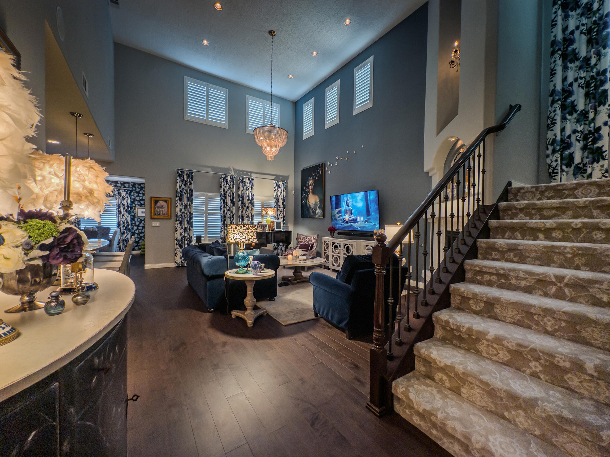 438 Palo Alto Drive NE