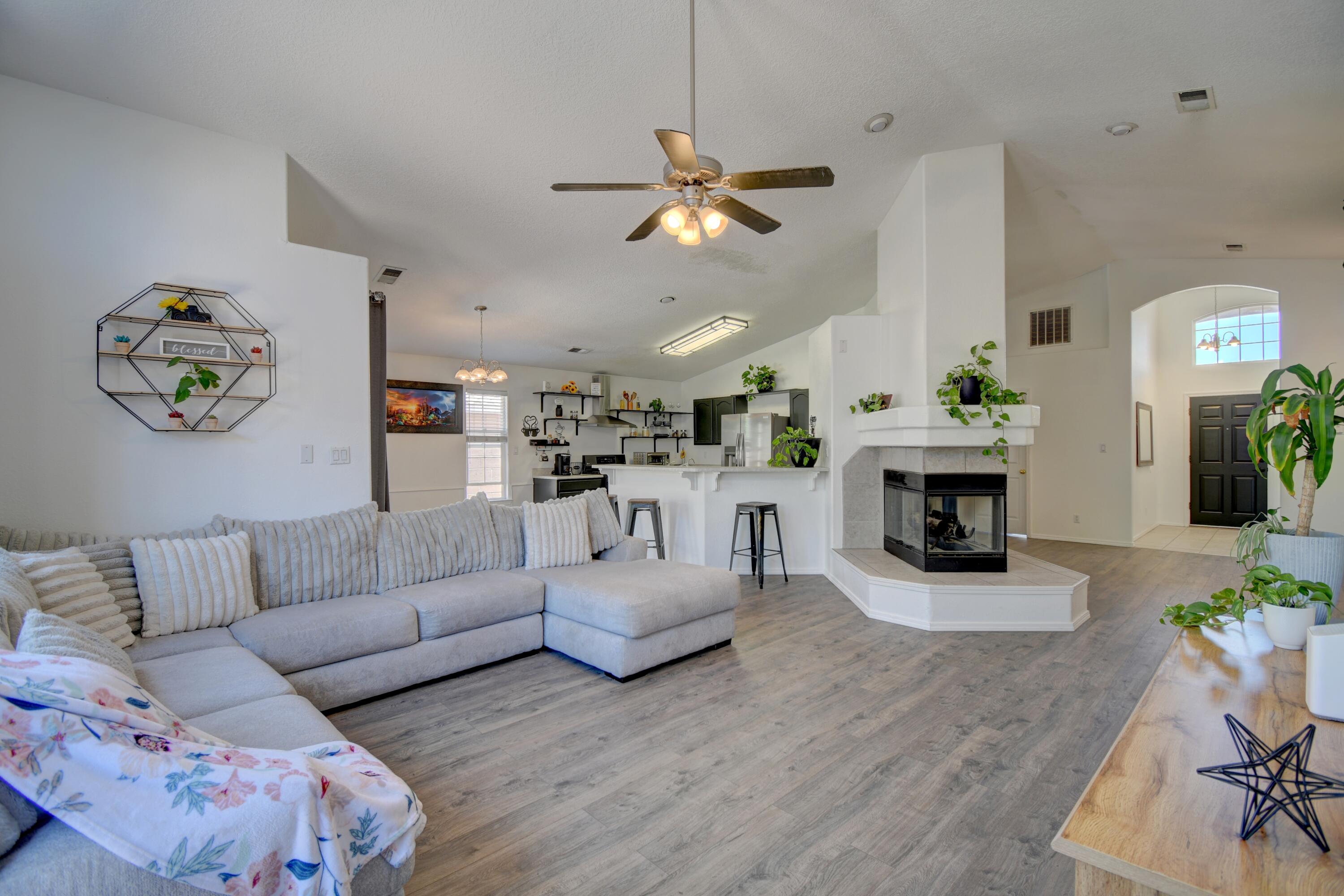 9811 Saragossa Street, Albuquerque, New Mexico image 5