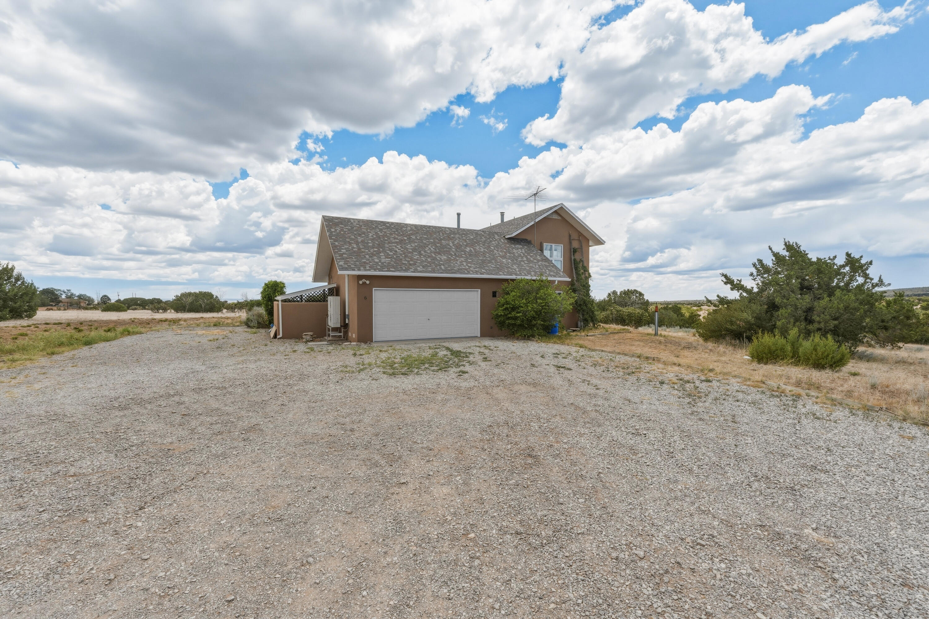 6 Hideaway Lane