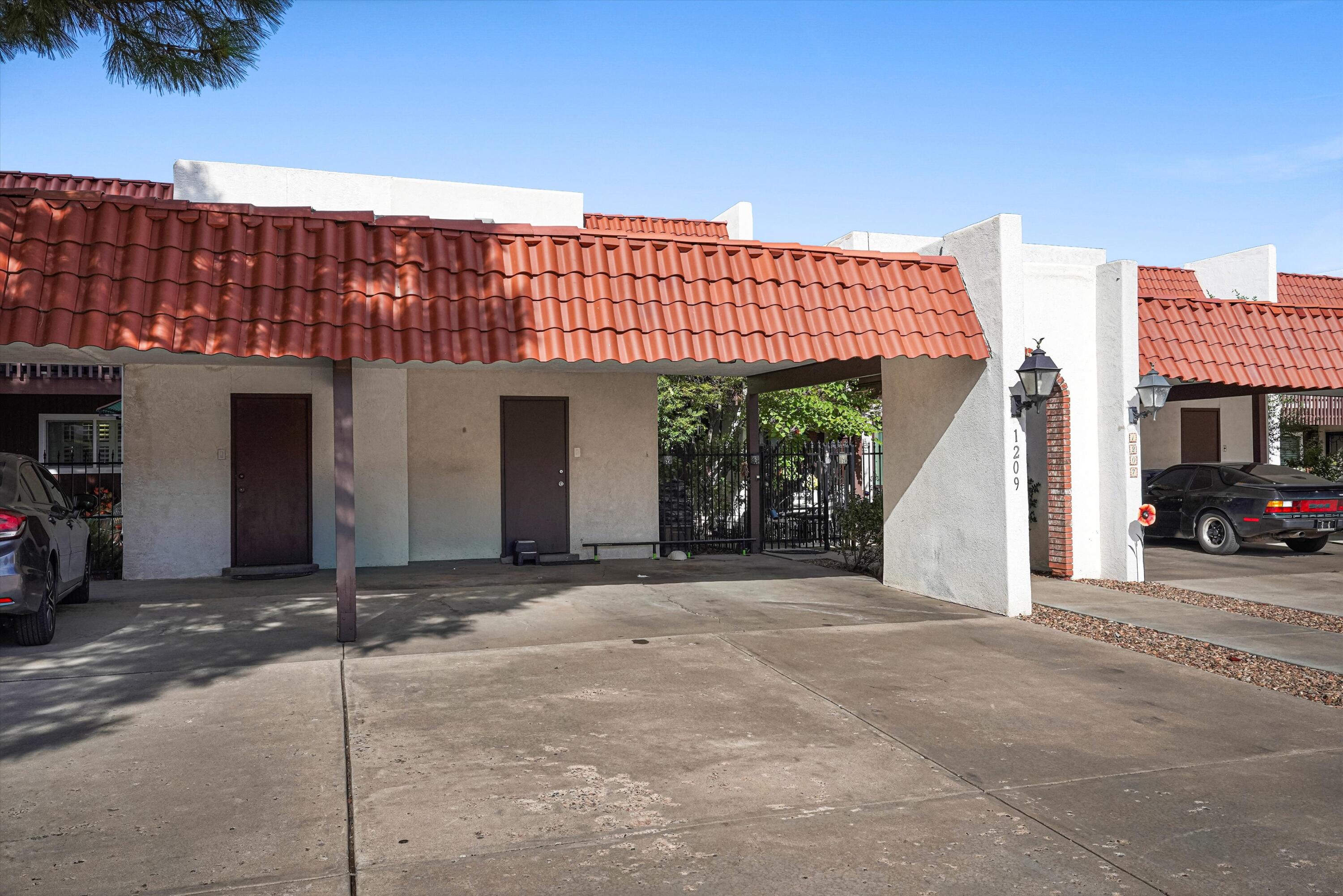 1209 Bernalillo Place SE