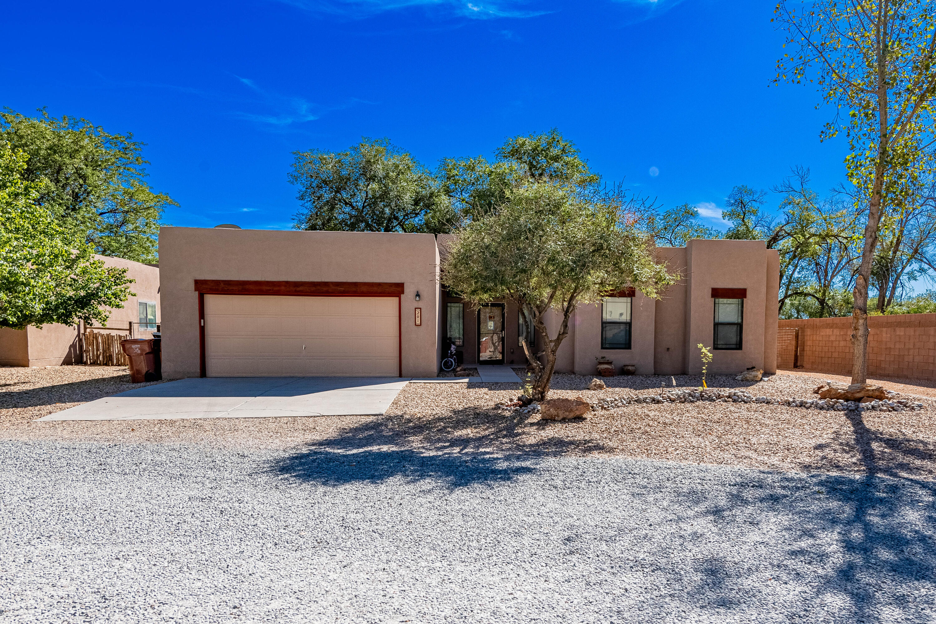 201 Riesling Road, Bernalillo, New Mexico image 2