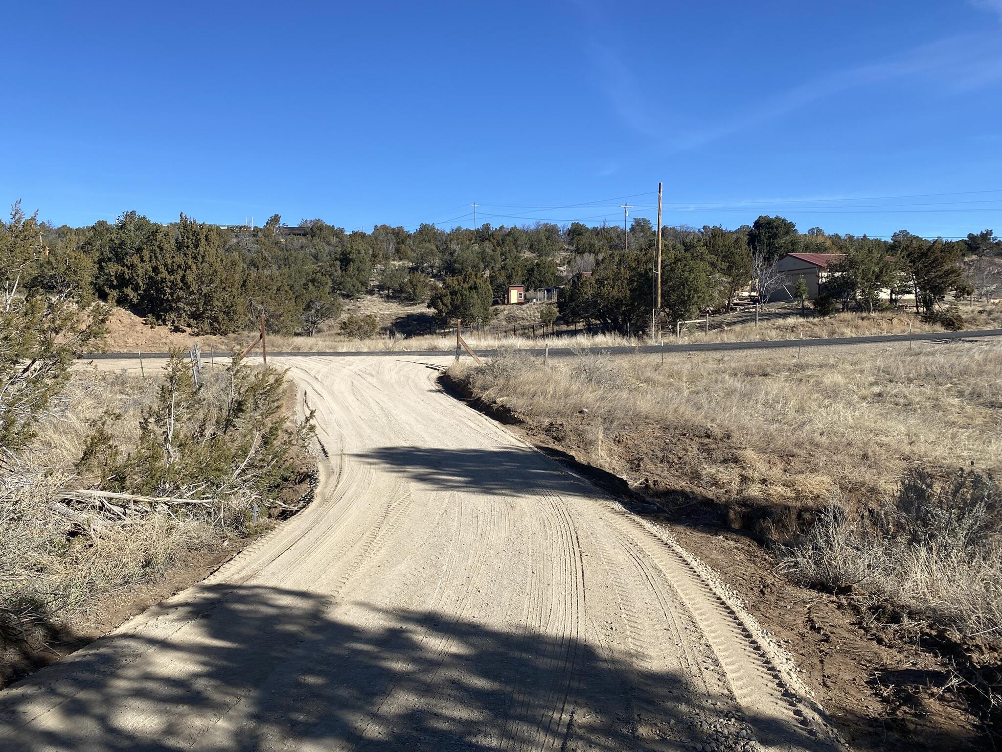 V-hill Road, Edgewood, New Mexico image 7