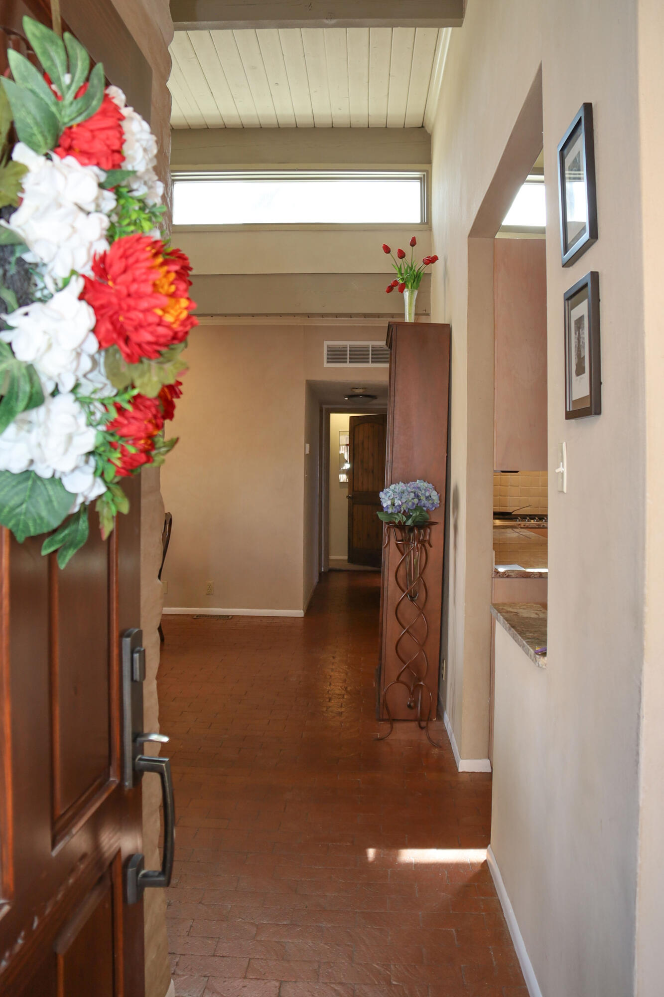 1013 Guadalupe Del Prado Street NW