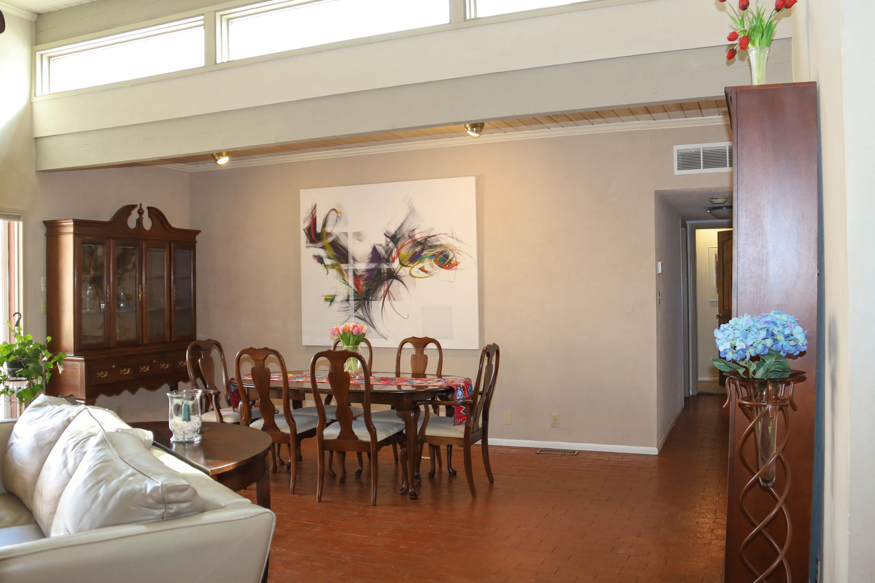 1013 Guadalupe Del Prado Street NW