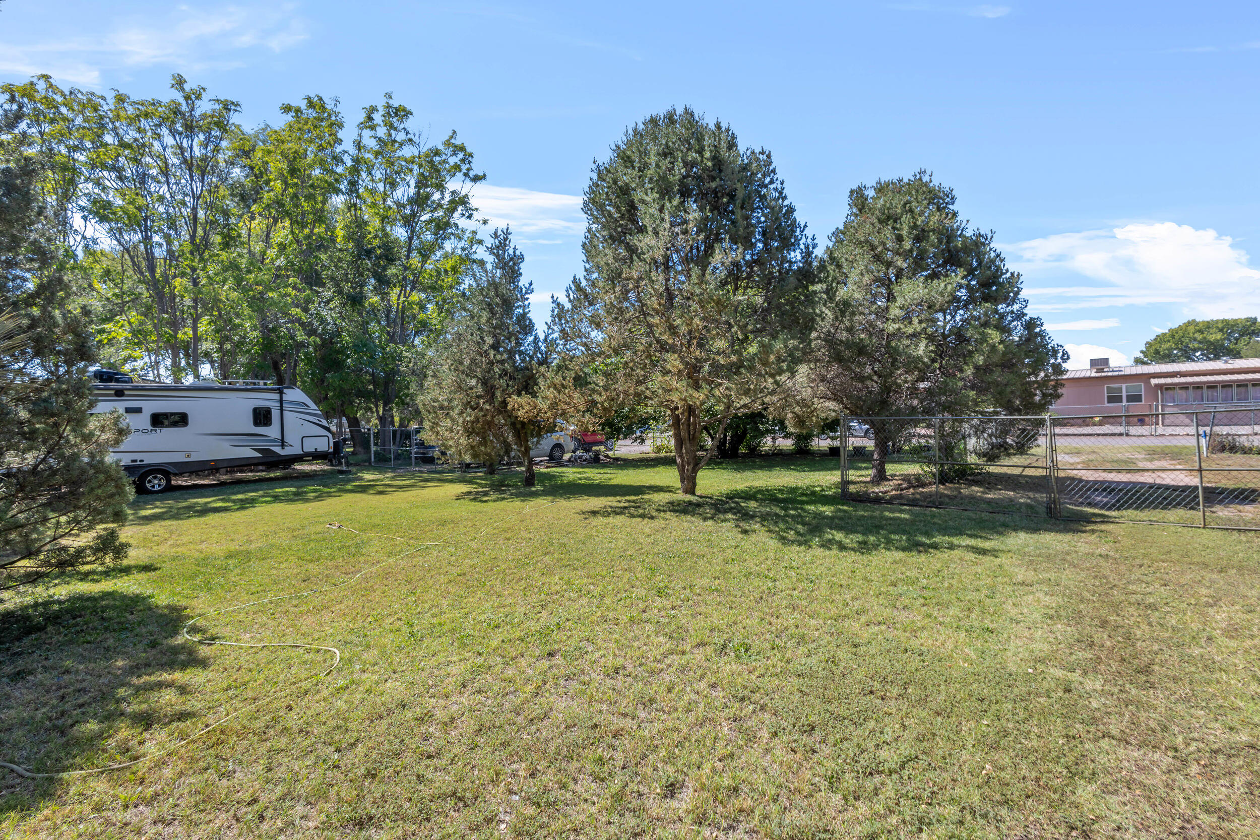 1690 La Mancha Lane, Bosque Farms, New Mexico image 2