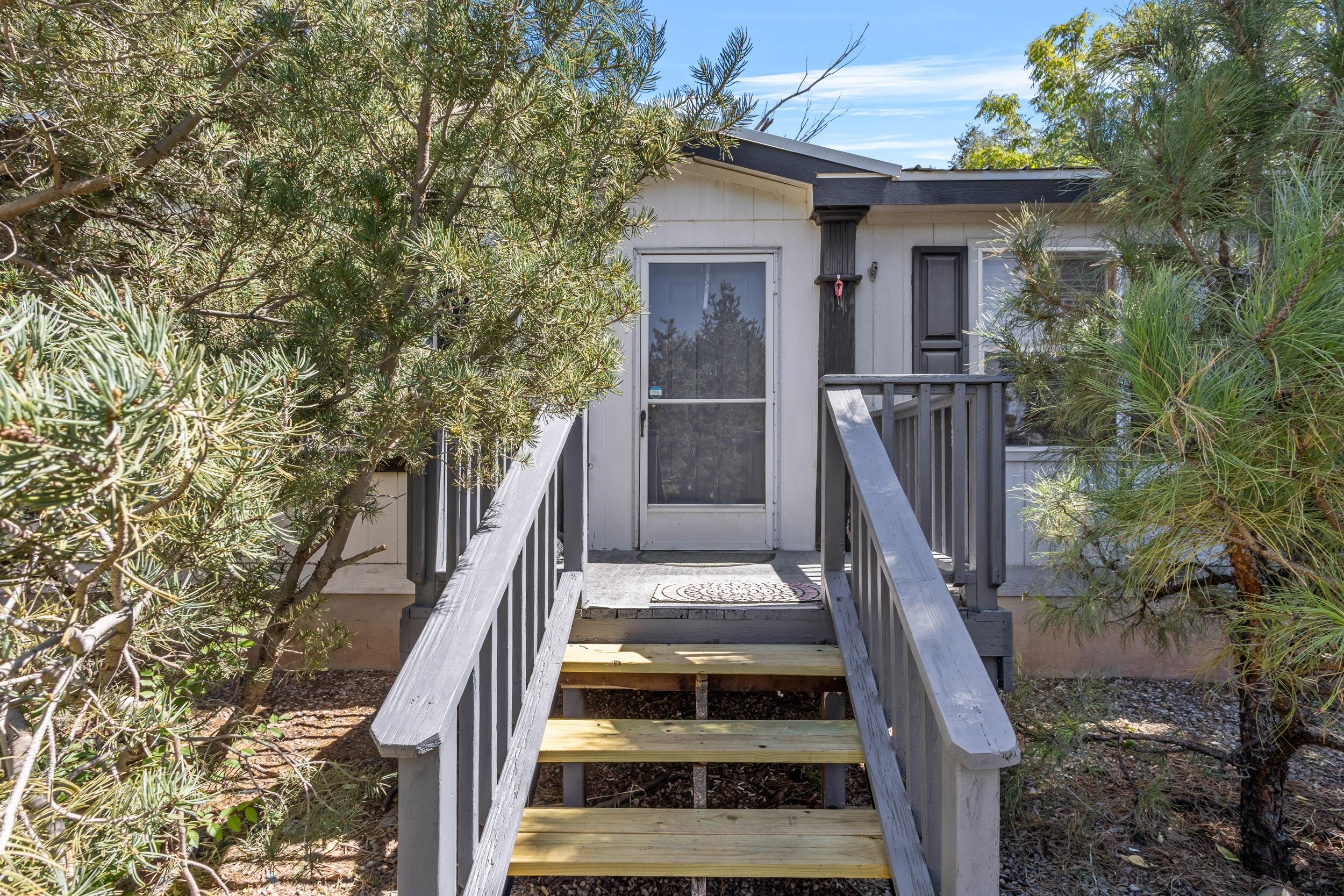 1690 La Mancha Lane, Bosque Farms, New Mexico image 4