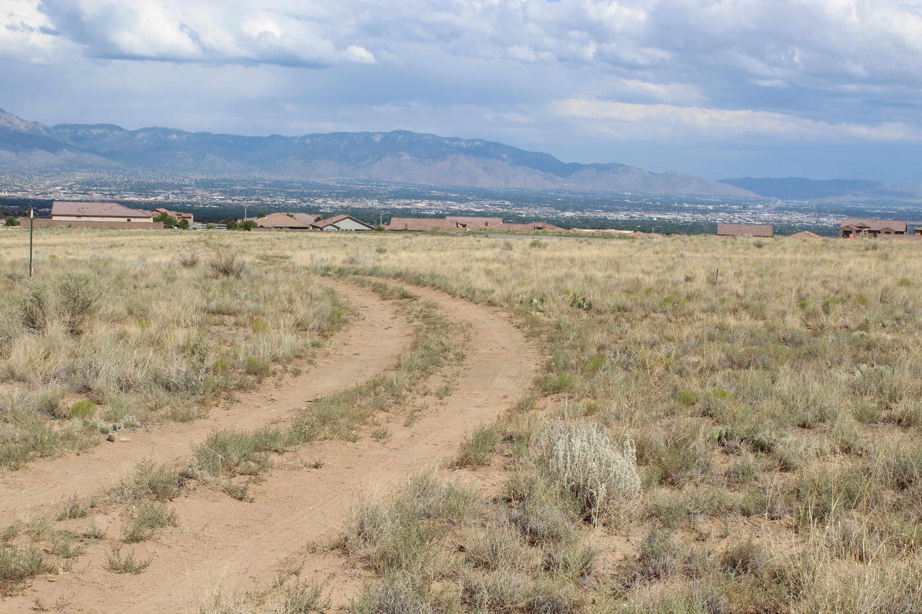 Retablo Road, Albuquerque, New Mexico image 5