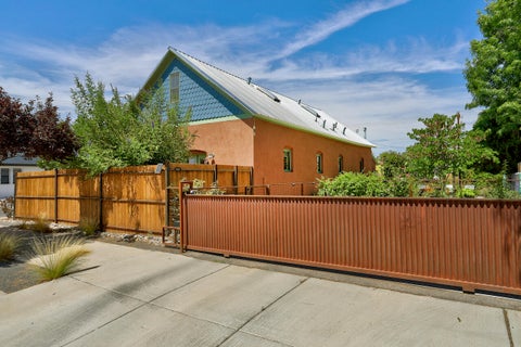 Homes For Sale - 723 Marquette Avenue<br/> Bernalillo County, Albuquerque, NM 87102