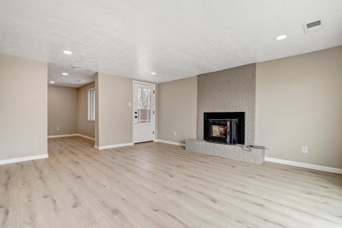 Tiny photo for 1008 Paz Del Valle Court NW, Albuquerque, NM 87114 (MLS # 1110366)