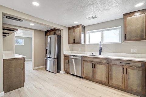 Tiny photo for 1008 Paz Del Valle Court NW, Albuquerque, NM 87114 (MLS # 1110366)