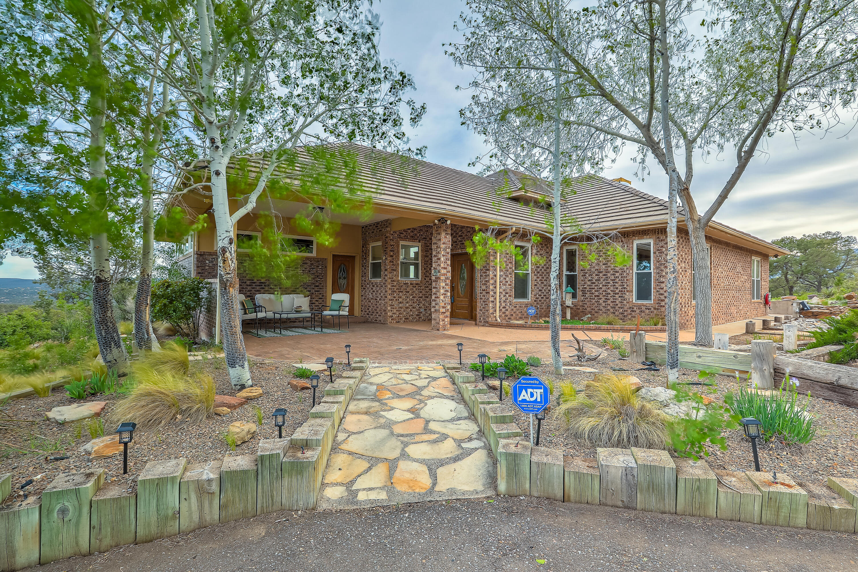 40 Calyx Lane