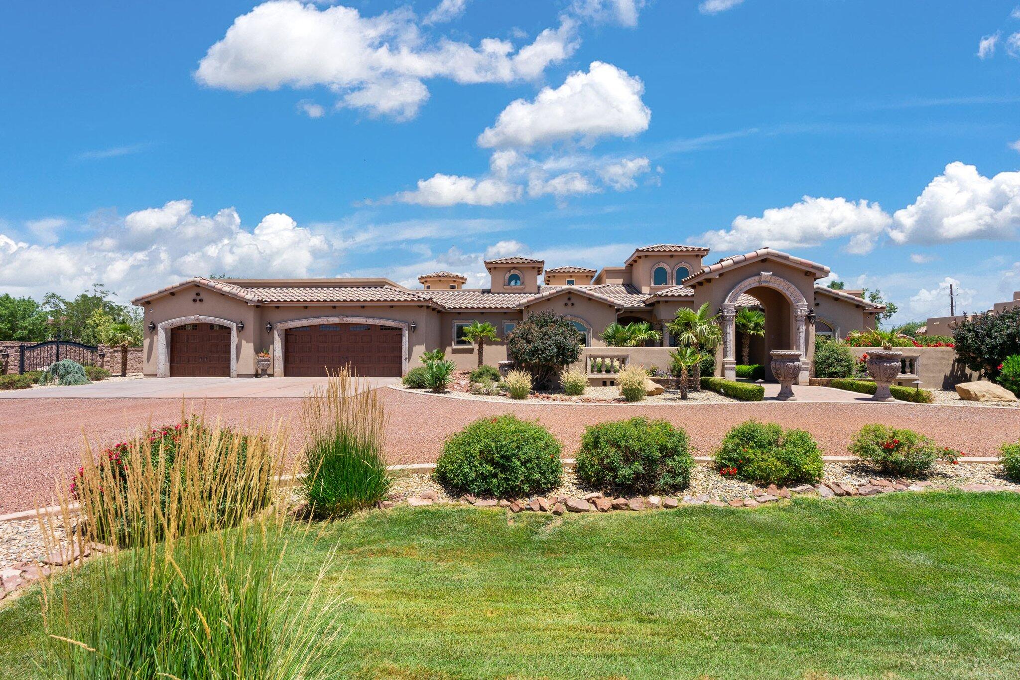 211 Vernon Court, Albuquerque, New Mexico image 2