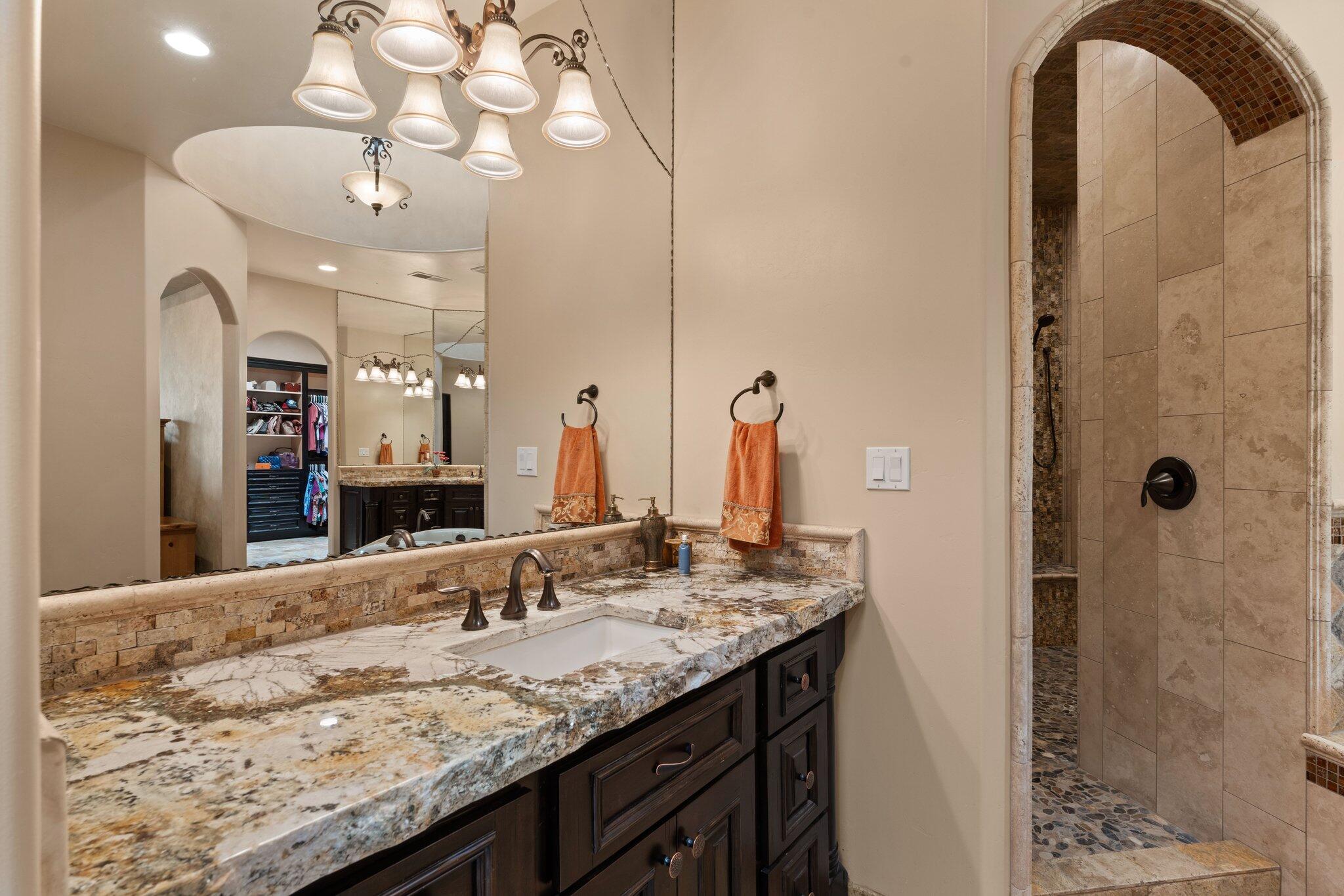 211 Vernon Court, Albuquerque, New Mexico image 32