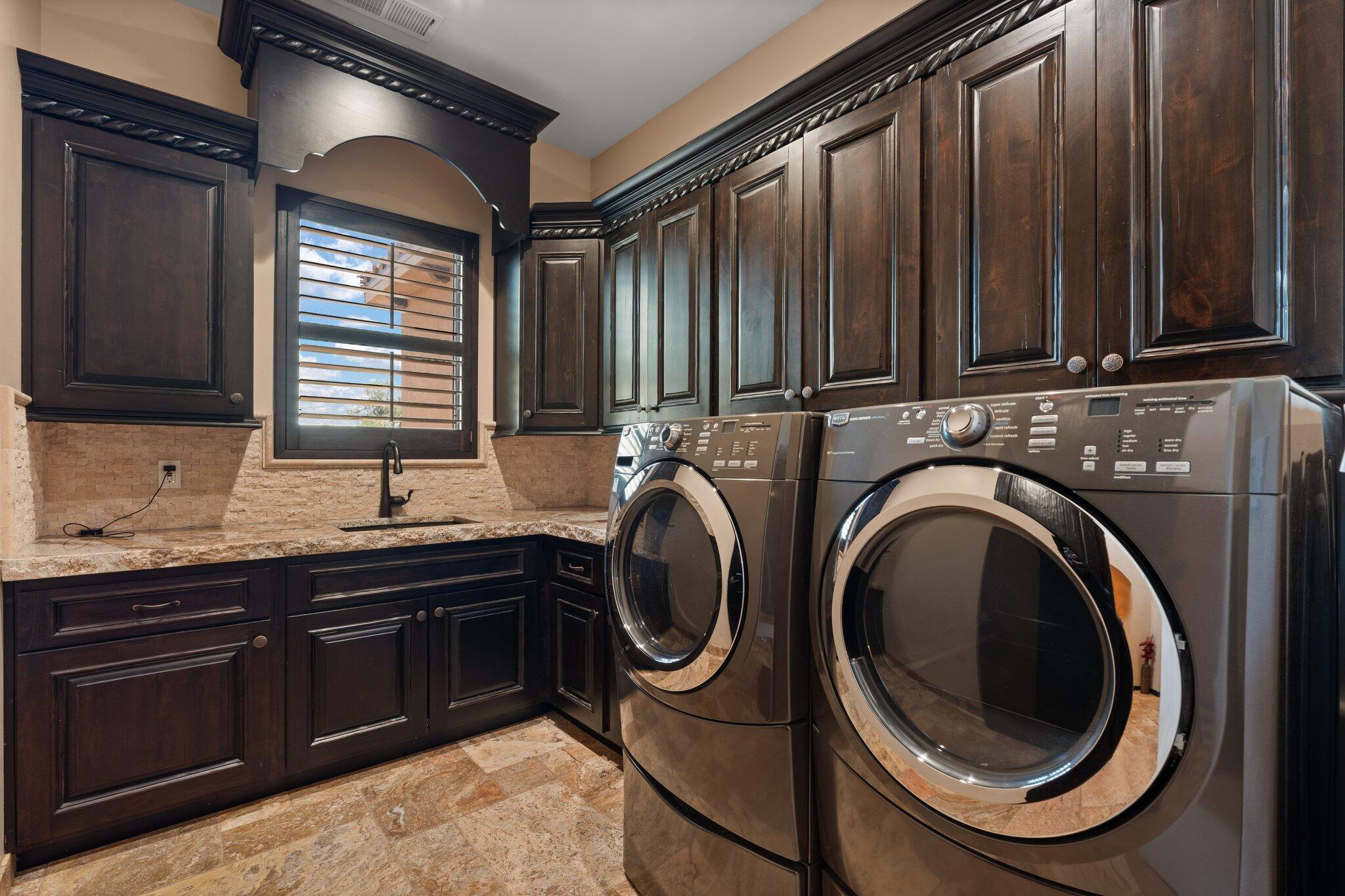 211 Vernon Court, Albuquerque, New Mexico image 41