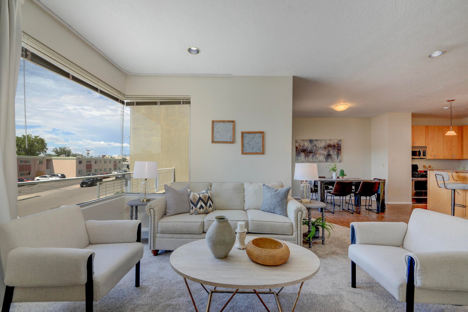 332 Valverde Drive SE