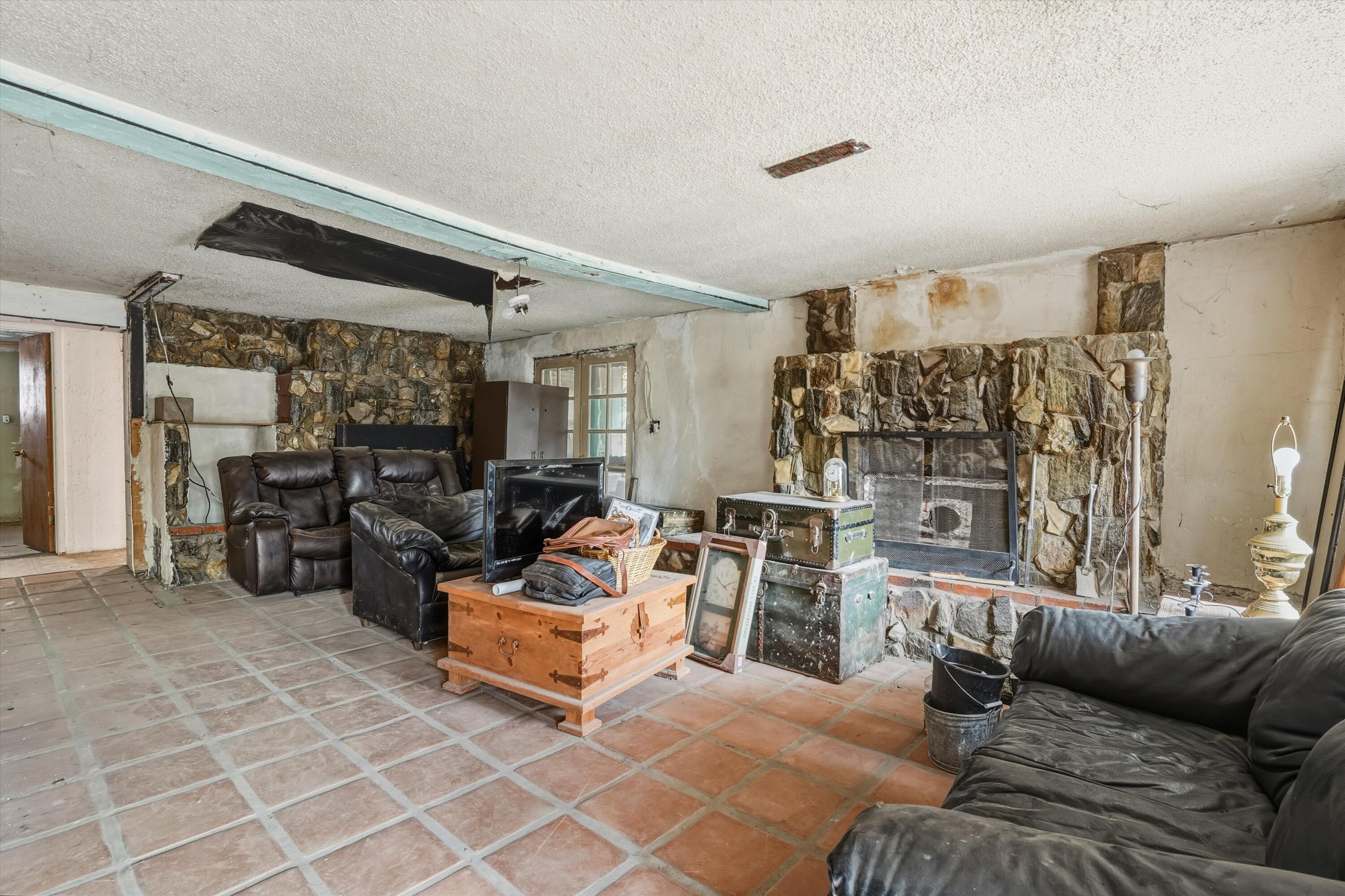 2241 San Ygnacio Road SW