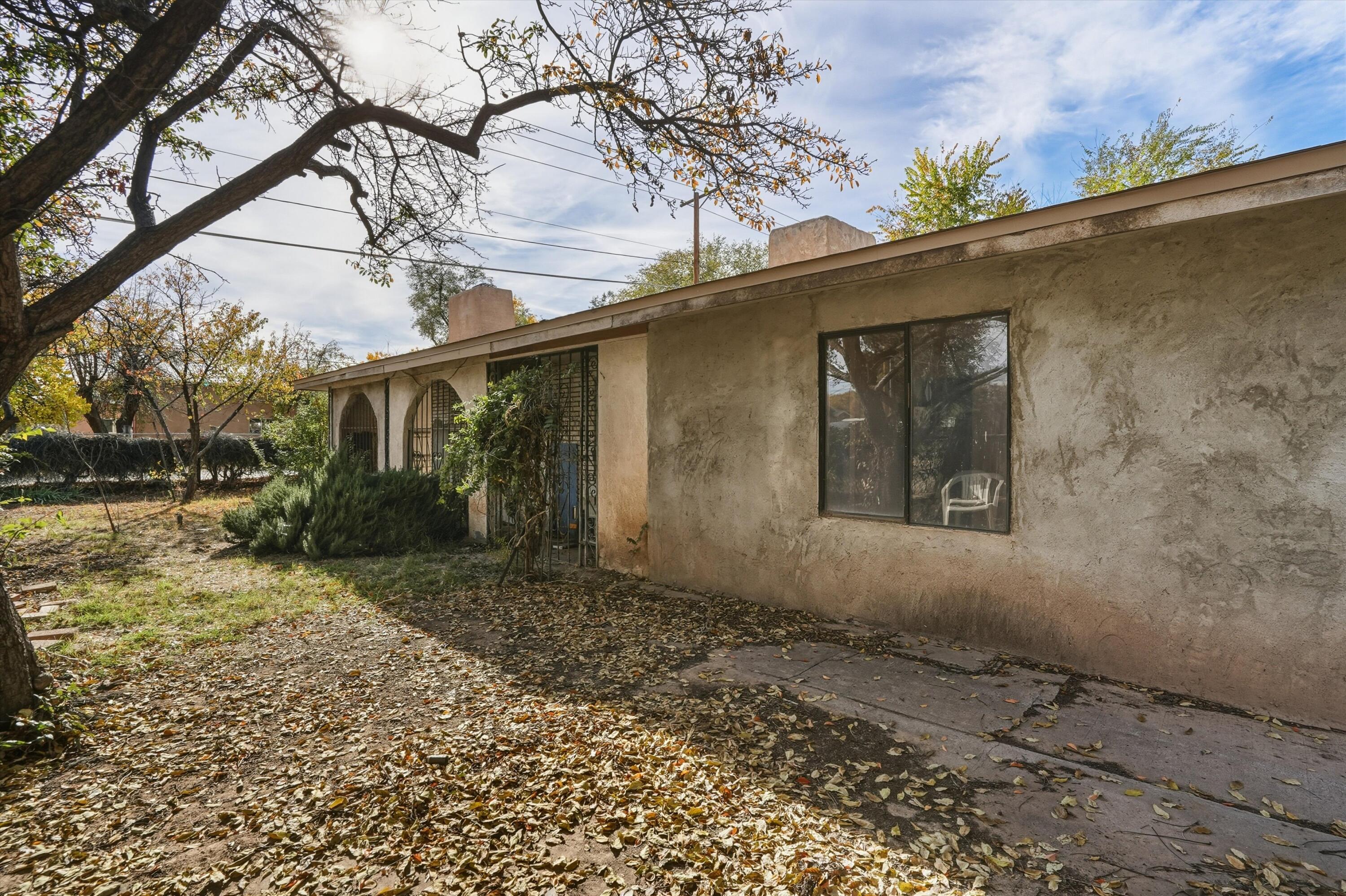 2241 San Ygnacio Road SW