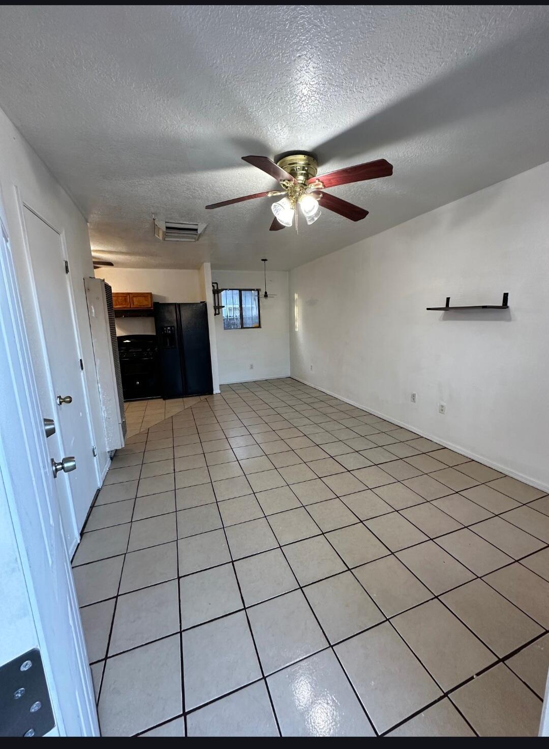 1423 Edith Boulevard SE