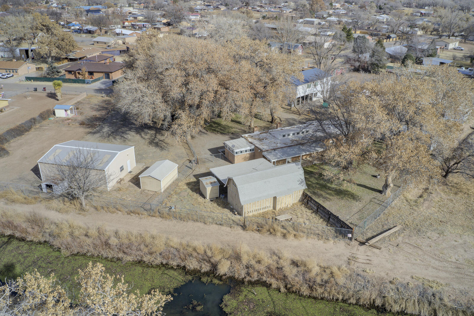 1405 Pearl Loop, Bosque Farms, New Mexico image 6