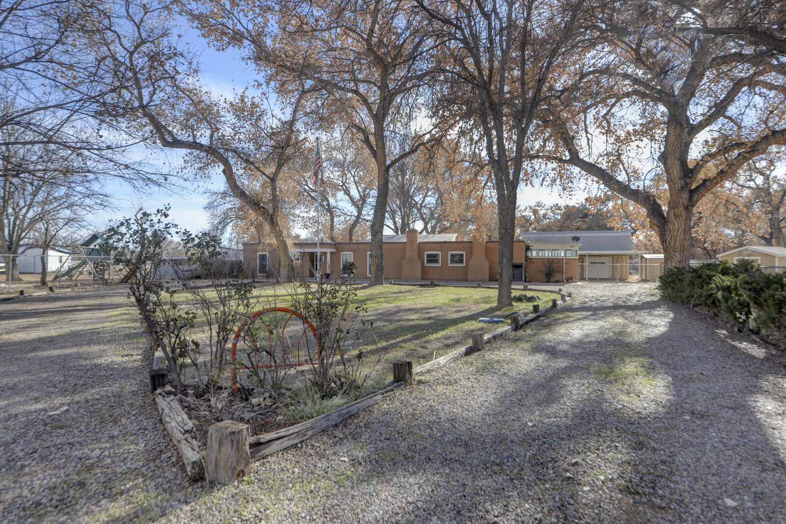 1405 Pearl Loop, Bosque Farms, New Mexico image 33