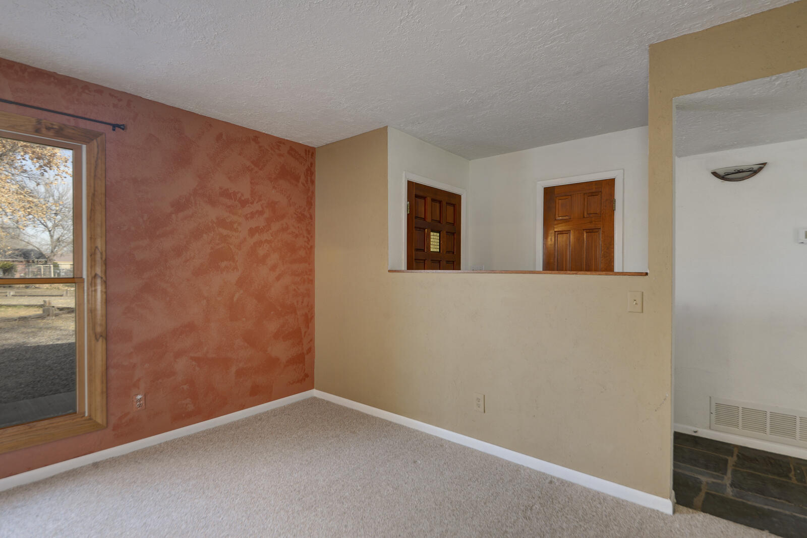 1405 Pearl Loop, Bosque Farms, New Mexico image 10