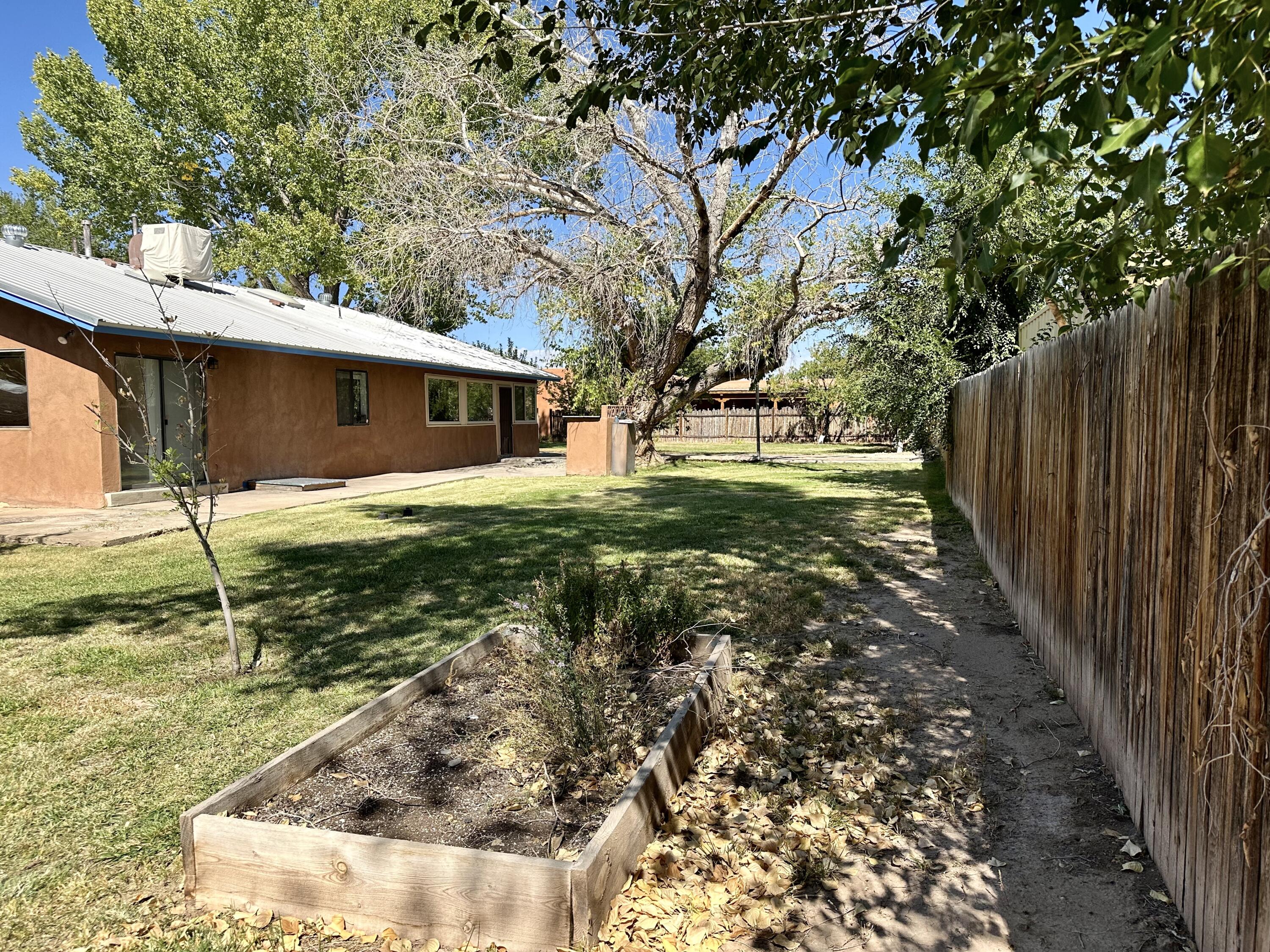 9114 Guadalupe Trail, Albuquerque, New Mexico image 38