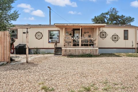 Mobile Home For Sale - 906 W 3rd Street<br/> Torrance County, Mountainair, NM 87036