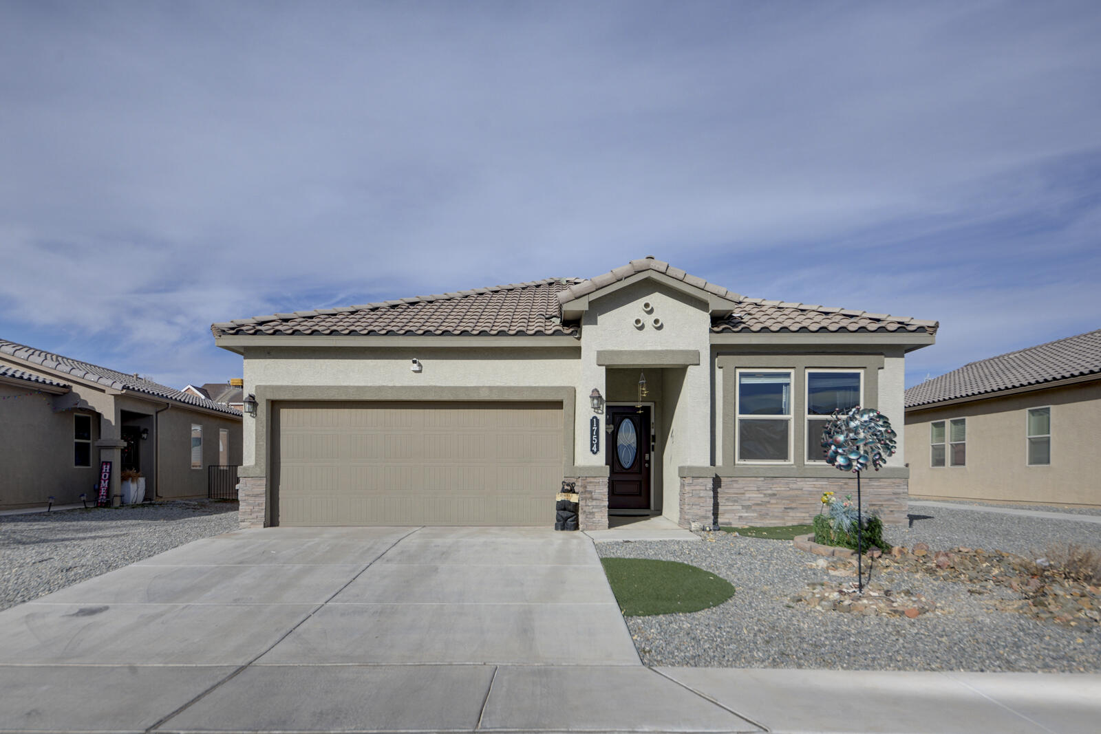 1754 Valle Vista Road, Los Lunas, New Mexico image 2