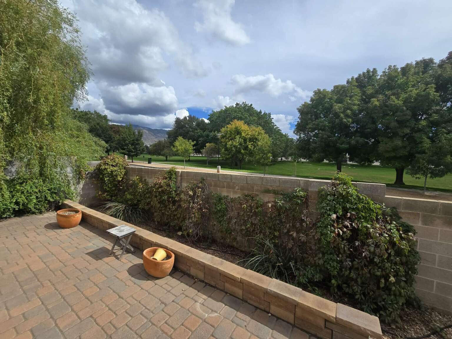 10312 Camino Del Oso NE