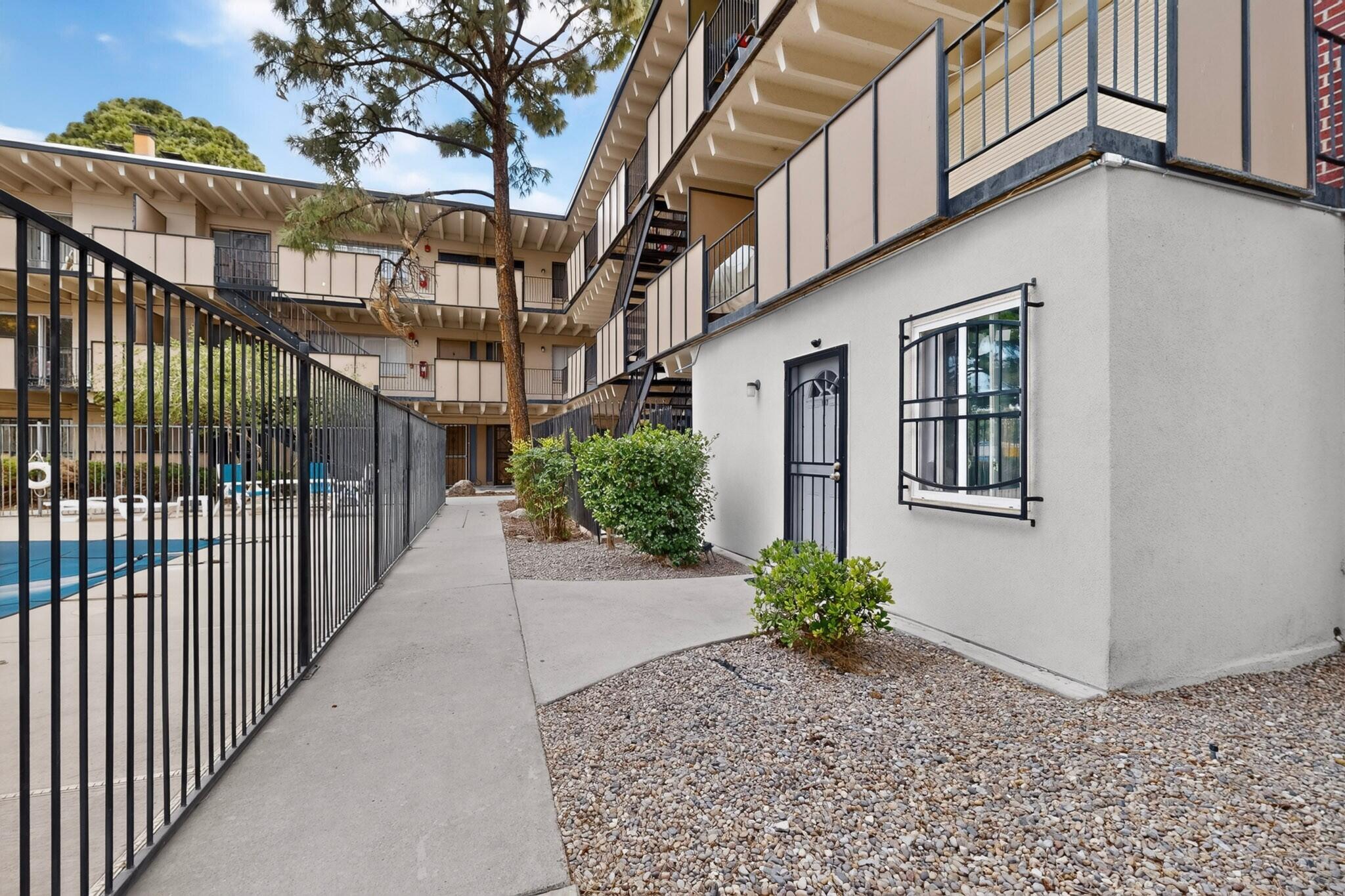 1100 Alvarado Drive SE APT 202