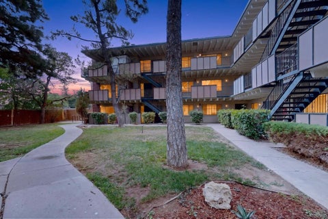 Condo For Sale - 1100 Alvarado Drive #APT 202<br/> Albuquerque, NM 87108