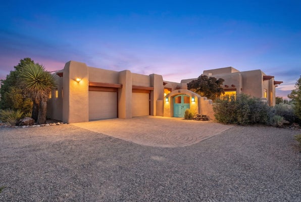 25 FIRST MESA CT, PLACITAS, NM 87043 - Image 577e3799afcc278eea0d8e3fc883a5af/3235757184