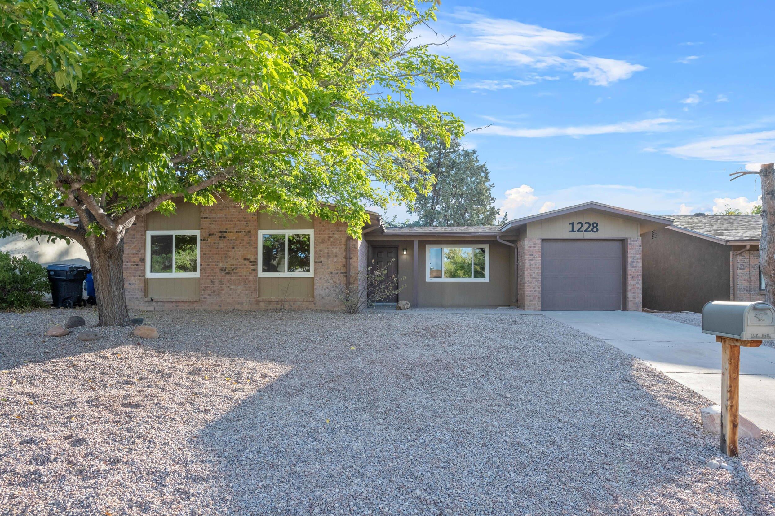 1228 Willys Knight Drive, Albuquerque, New Mexico image 43