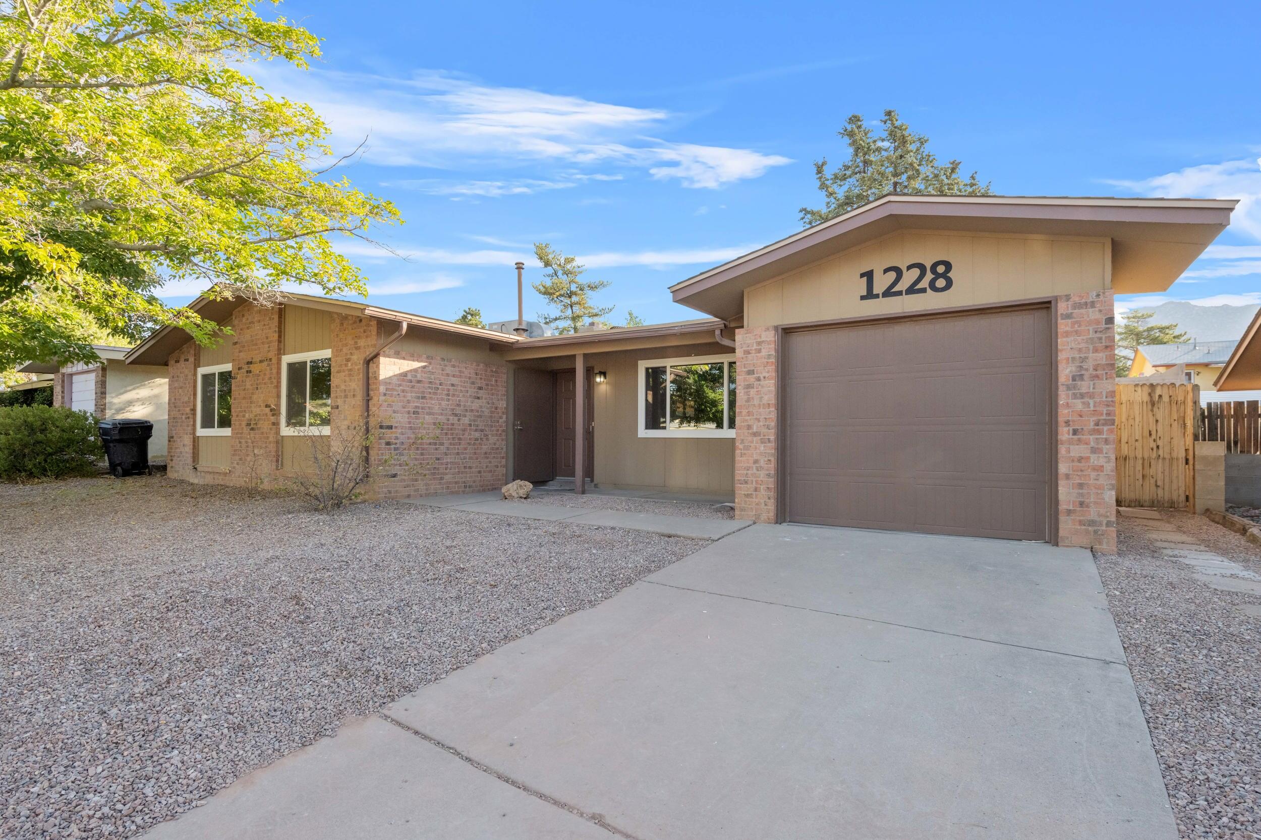 1228 Willys Knight Drive, Albuquerque, New Mexico image 42