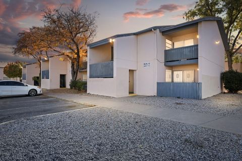 Photo of 4601 Carlisle Boulevard NE #APT B7, Albuquerque, NM 87109 (MLS # 1094740)