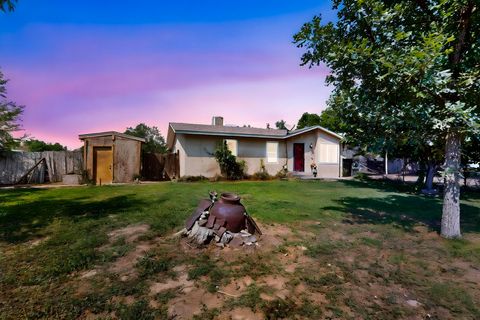 Photo of 1 Dino Court, Peralta, NM 87042 (MLS # 1105268)