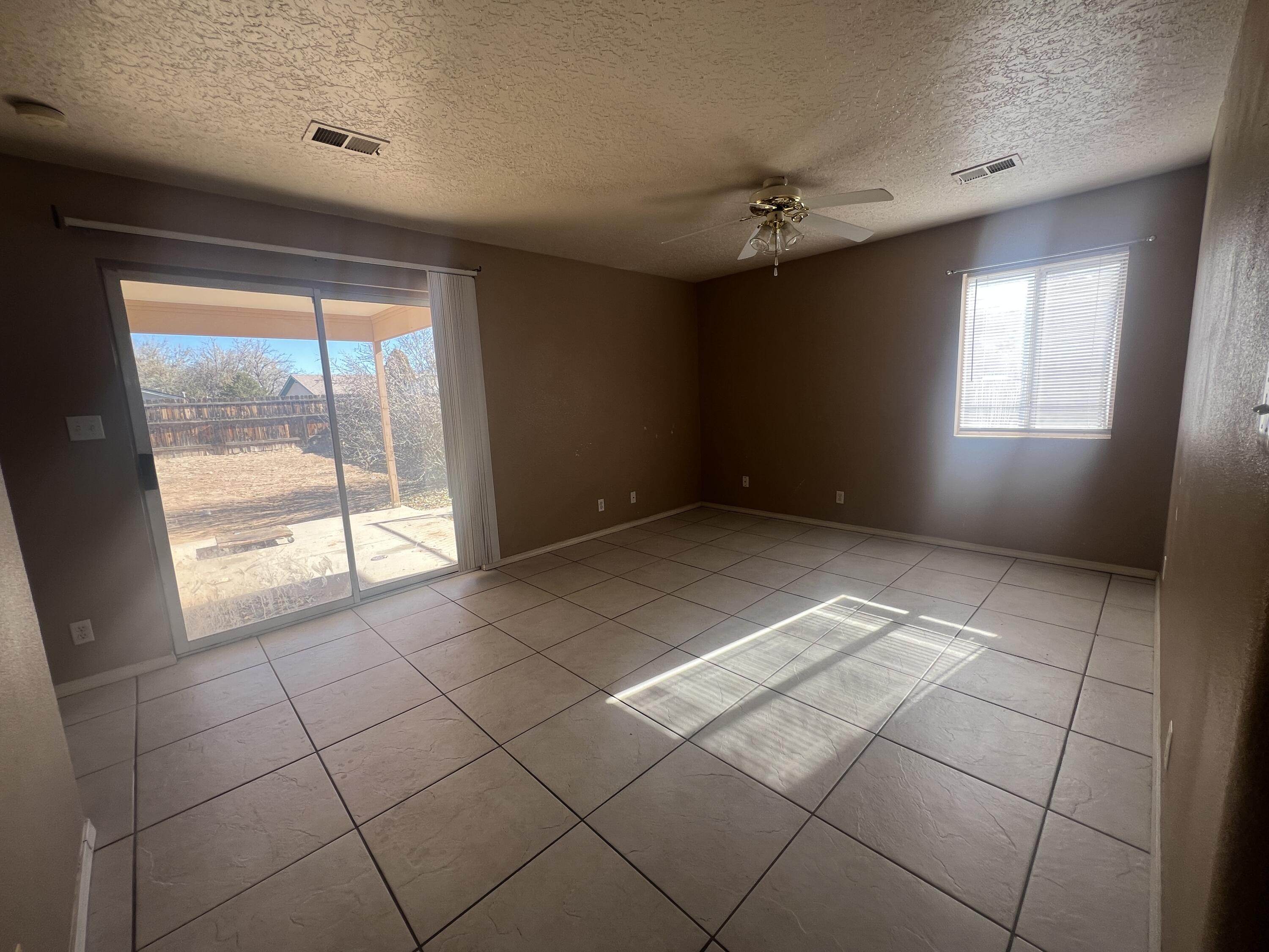 3032 Laurel Meadows Drive, Rio Rancho, New Mexico image 3