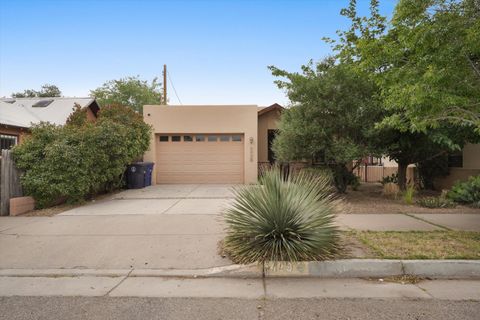 Photo of 1429 7th Street NW, Albuquerque, NM 87102 (MLS # 1103686)
