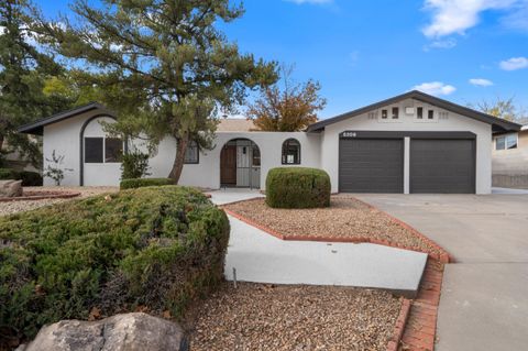 Photo of 5309 Jessie Drive NE, Albuquerque, NM 87111 (MLS # 1095262)