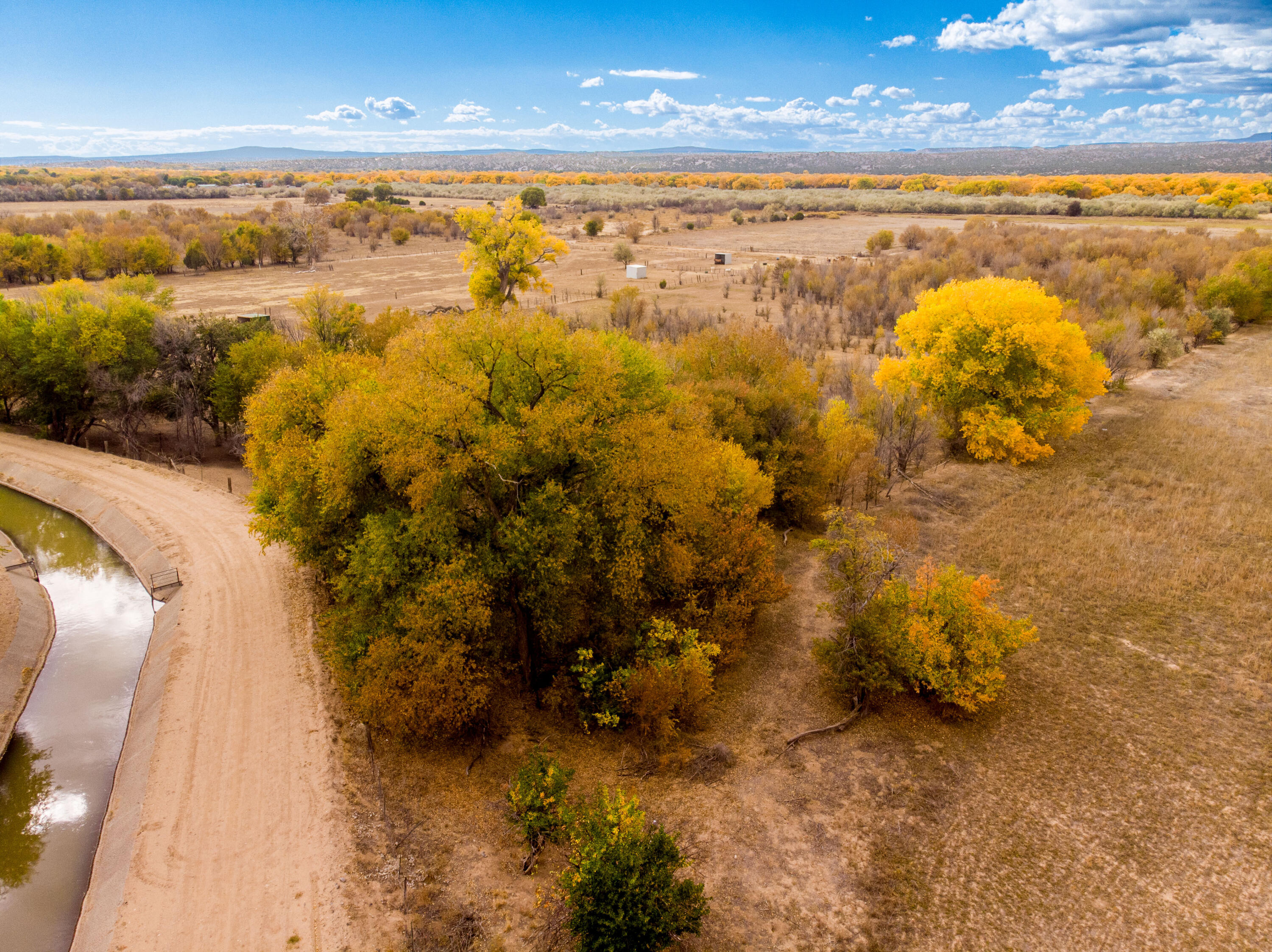 000 Cochiti E Side Main Canal, Pena Blanca, New Mexico image 14