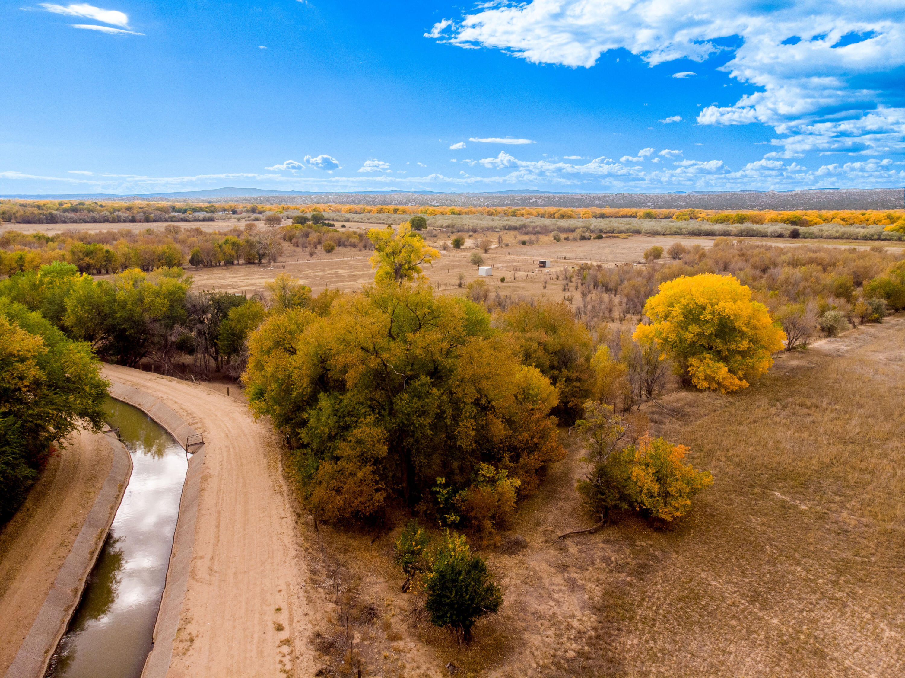 000 Cochiti E Side Main Canal, Pena Blanca, New Mexico image 16