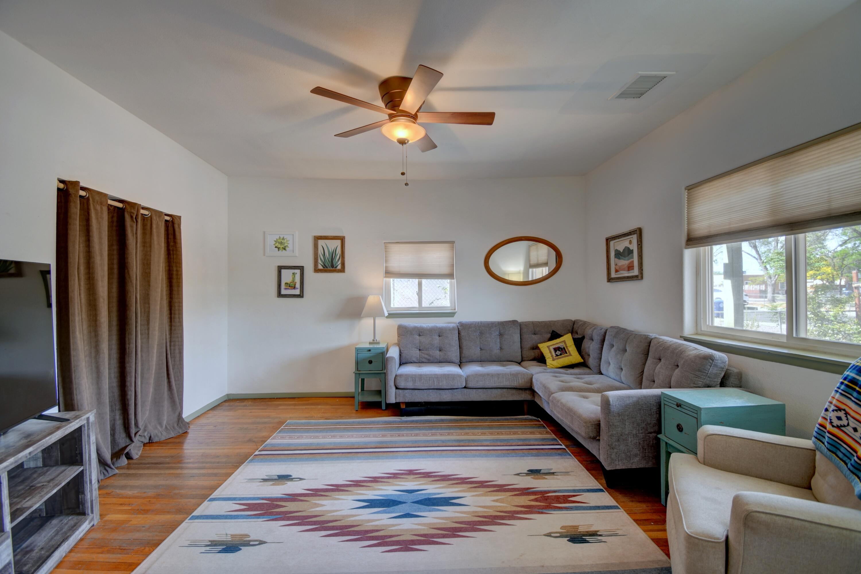 5006 La Cienega Street, Albuquerque, North Carolina image 4