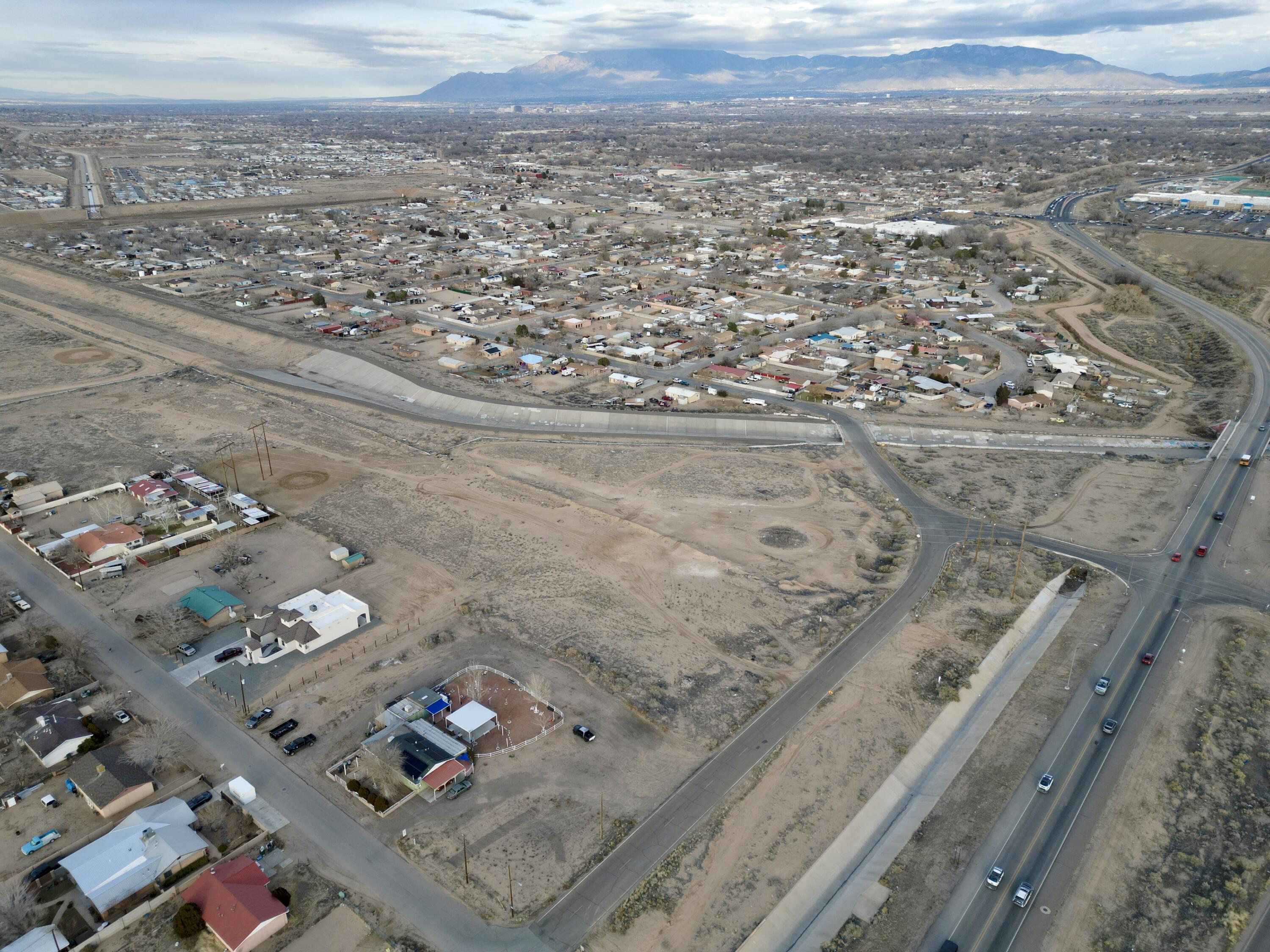 4321 Mead Avenue, Albuquerque, New Mexico image 9