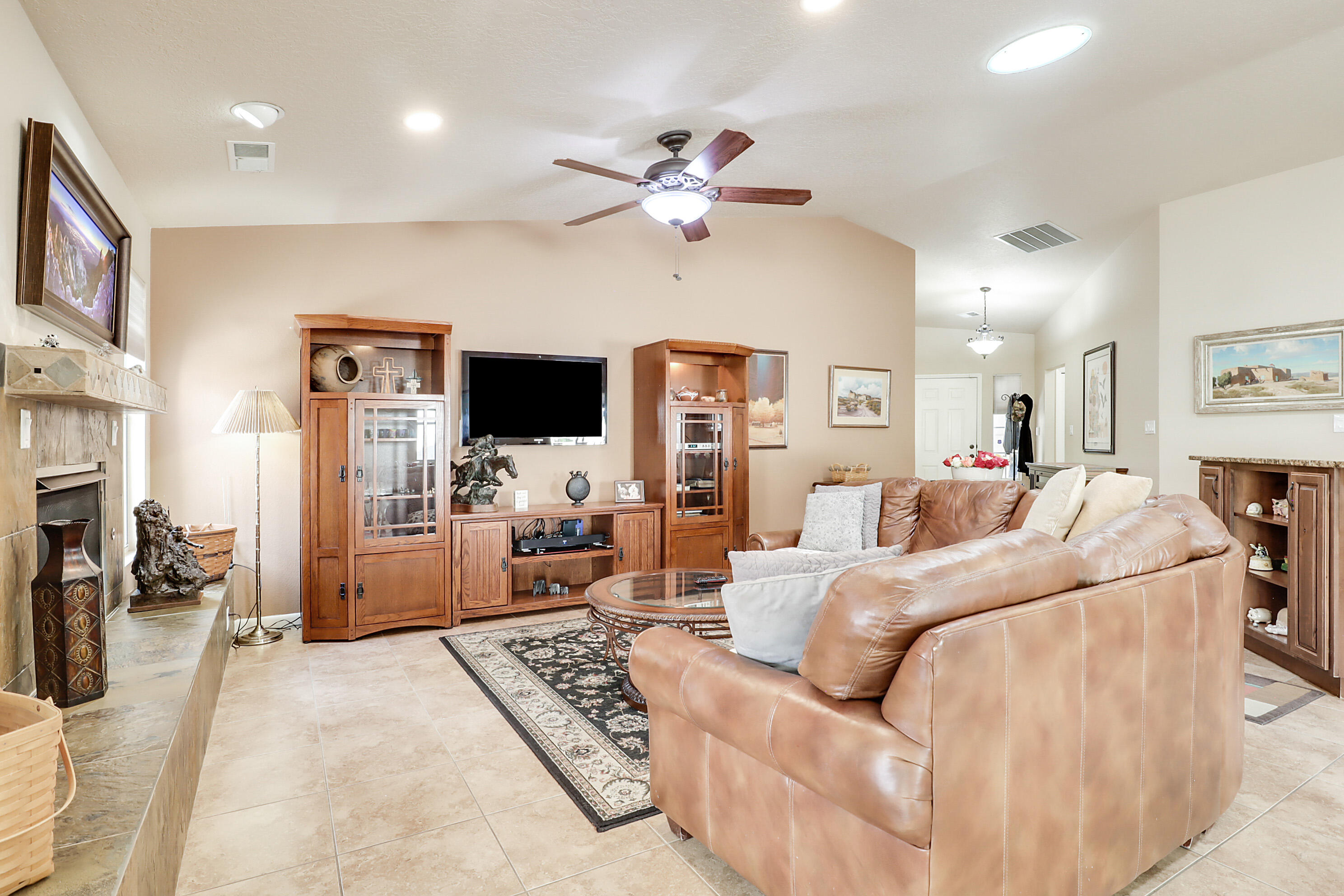 1008 Tony Sanchez Drive, Albuquerque, New Mexico image 12