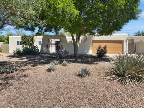 Photo of 3912 WELLESLEY Drive NE, Albuquerque, NM 87107 (MLS # 1084097)