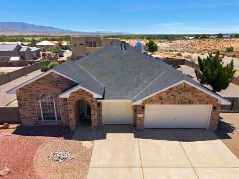 Homes For Sale - 1684 Savannah Court<br/> Rio Rancho, NM 87144