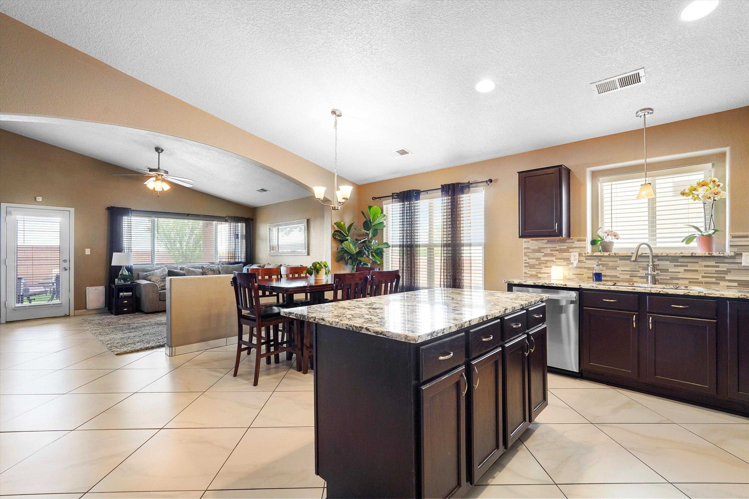 8031 Corn Mountain Place, Albuquerque, New Mexico image 11